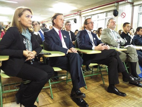 Méndez de Vigo y Alonso asisten a un taller sobre violencia de género