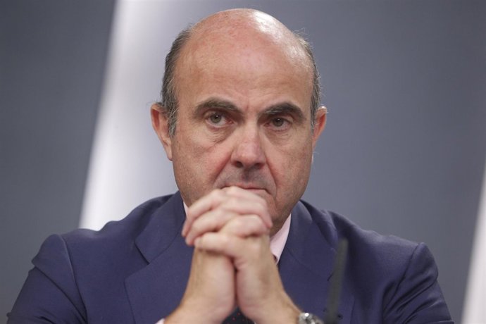 Luis de Guindos tras el Consejo de Ministros