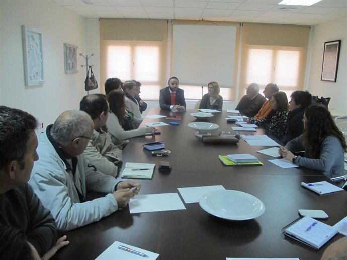 Reunión del delegado de Empleo con los trabajadores de la EMA