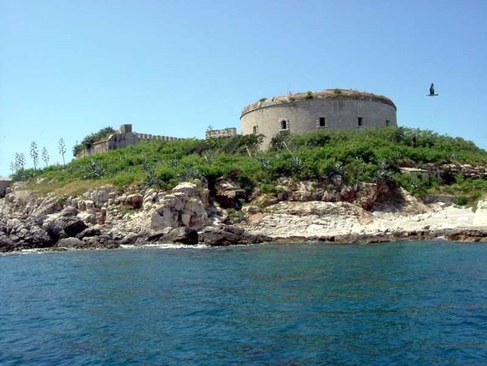 Isla de Mamula, Montenegro