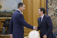 Albert Rivera traslada al Rey su disposición a cambiar la Constitución si es en "serio"