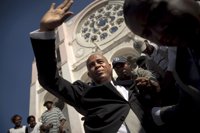 El presidente de Haití dice que las elecciones se celebrarán este domingo