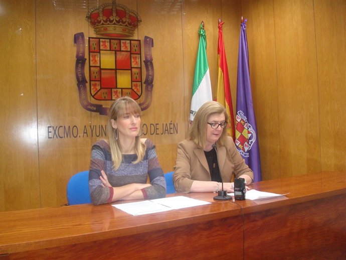 Juna Martínez de la Hoz y Francisca Molina