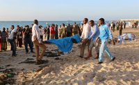 El ataque de Al Shabaab en la playa de Mogadiscio se salda con 25 muertos
