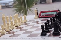 El principal clérigo saudí emite una fatua contra el ajedrez, el "juego de Satán"