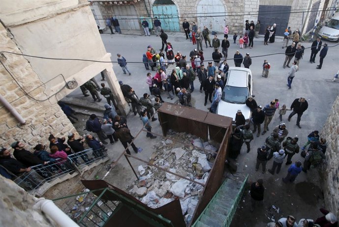 Colonos israelíes ocupan edificios en Hebrón - Enero 2016