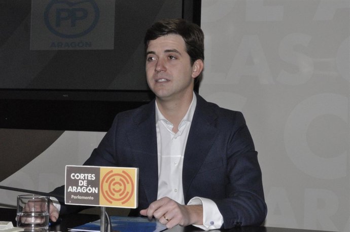 El diputado del PP, Ramón Celma, este viernes en las Cortes