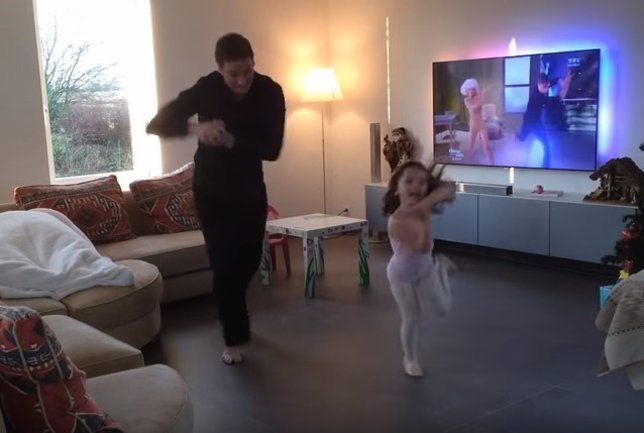 Baile entre padre e hija
