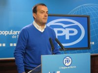 El PP critica las "barbaridades" del "tripartito" formado por PSOE, C's y Podemos en la tramitación de los Presupuestos