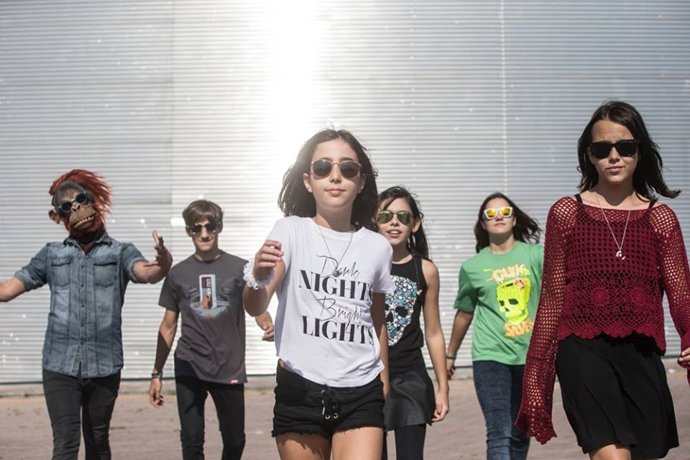 FURIOUS MONKEY HOUSE