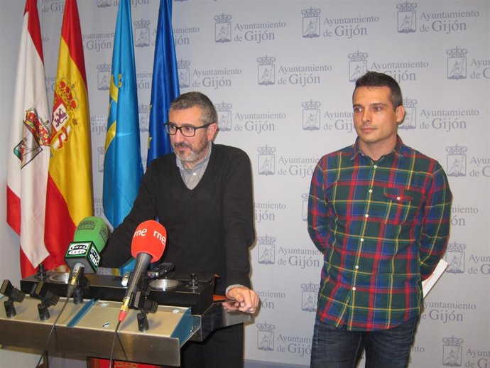 Sarasola y Jiménez en rueda de prensa. 