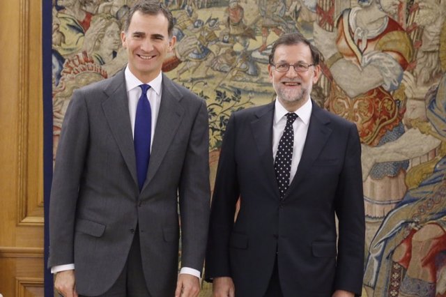 El Rey Felipe VI recibe a Mariano Rajoy 