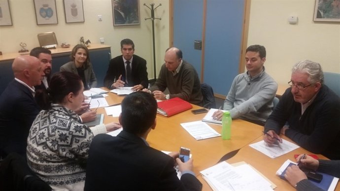 Reunión de la Junta y ayuntamientos de Gines y Espartinas (Sevilla)