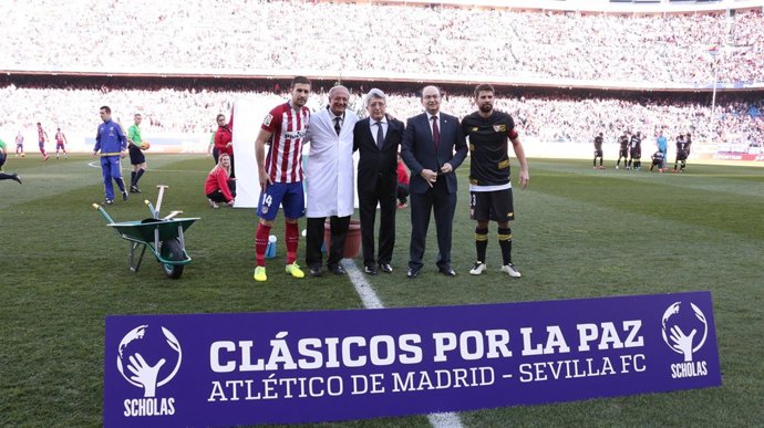 Olivo de la Paz Atlético Sevilla Gabi Enrique Cerezo Coke José Castro