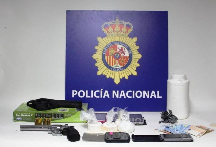 Drogas y armas intervenidas en un domicilio en El Puerto