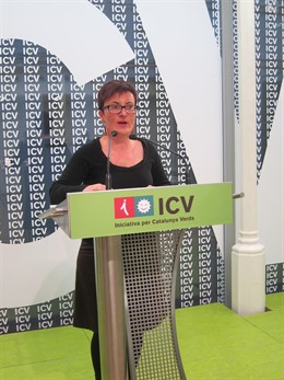 La portavoz de ICV, Mara Ribas, en rueda de prensa