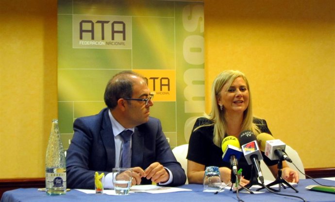 Lorenzo Amor y Mayte Mazuelas