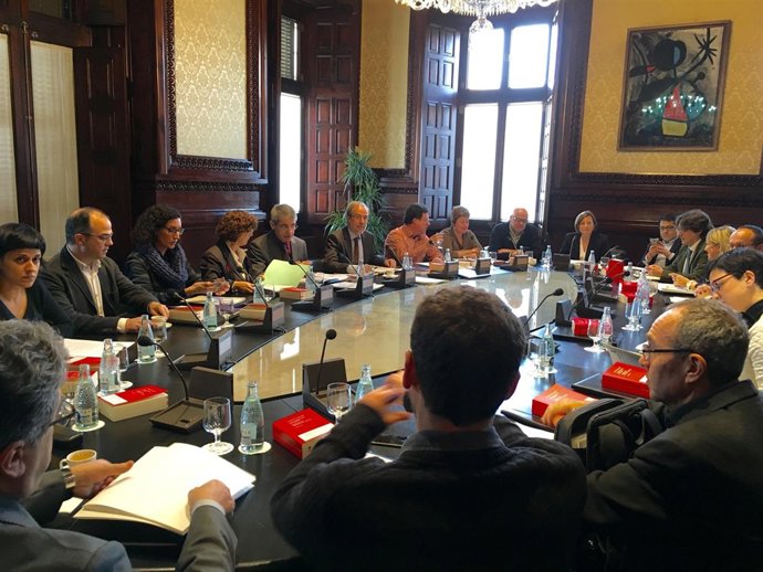 Mesa y la Junta de Portavoces del Parlament