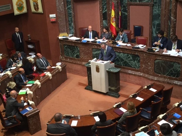 La Asamblea aprueba los presupuestos de 2016 con los apoyos de PP y C's