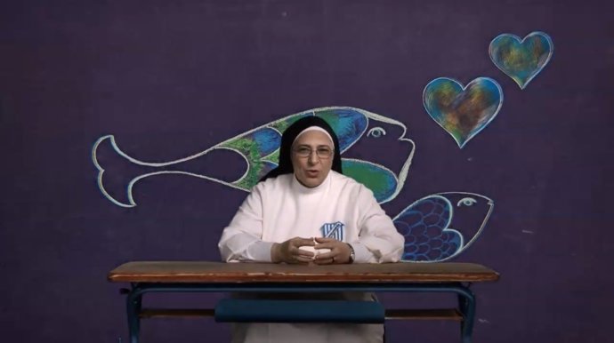 Sor Lucía Caram en la campaña 'Los Comprometidos' de '12 Causas' (Mediaset)