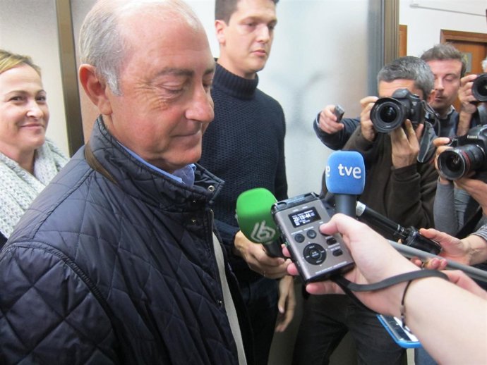 Novo ha realizado estas declaraciones tras el registro a las oficinas del PP