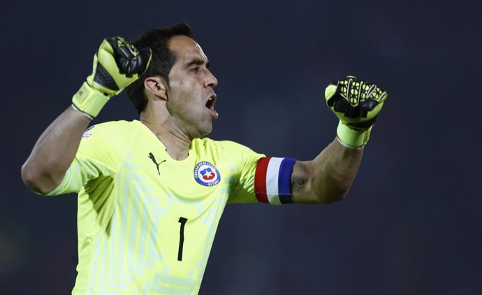 Claudio Bravo  