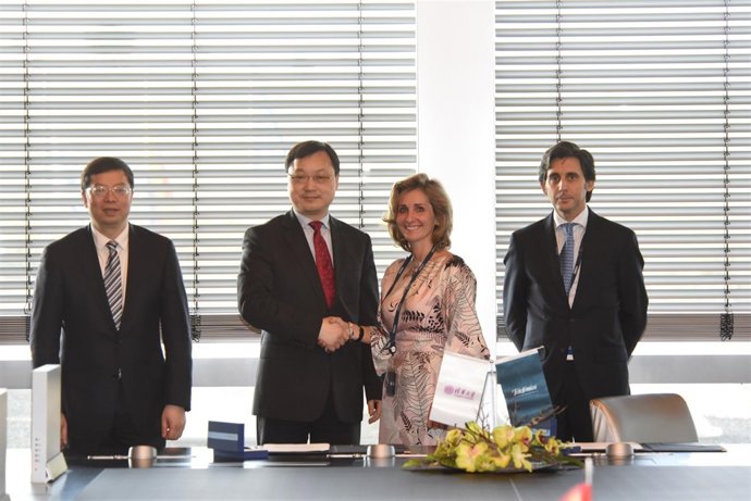 Nota De Prensa Del Acuerdo Entre Telefónica Educación Digital Y La Universidad D