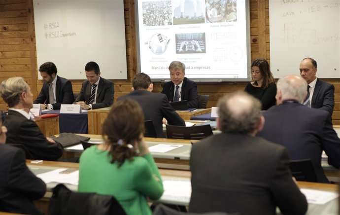 Desayuno Fundación SERES 'rsc2*'