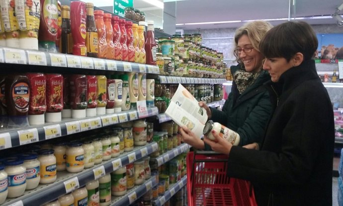 Asesor compra Unilever supermecado 