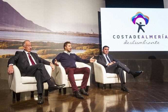 David Bisbal, protagonista del nuevo vídeo de 'Costa de Almería'.