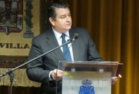 Sanz pide a Junta que "respete y asuma" la decisión sobre la Ley de Costas