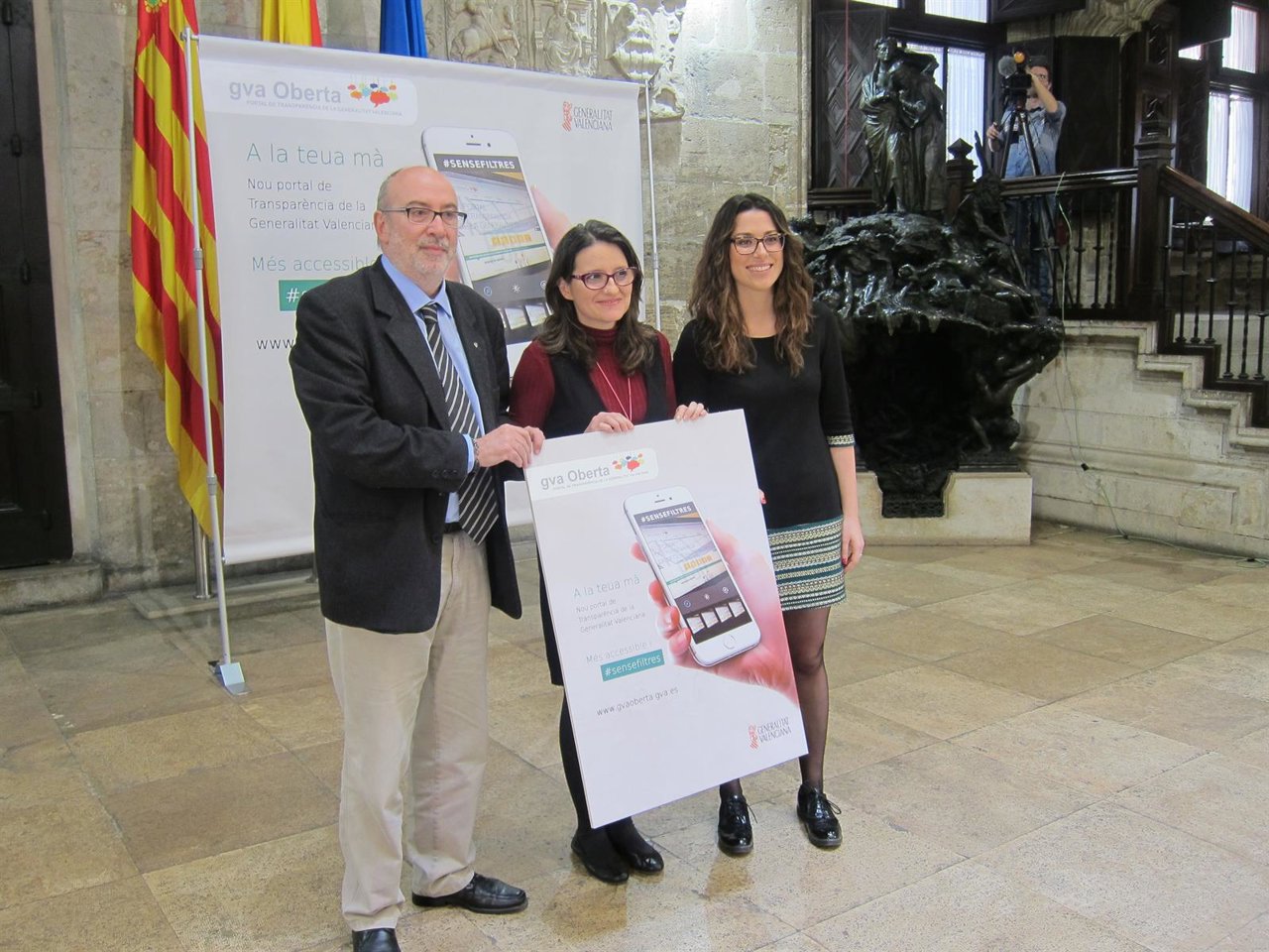 Manuel Alcaraz, Mònica Oltra y Aitana Mas presentan el Portal de Transparencia