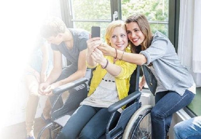  'Sin Barreras' De Fundación ONCE Y La Universidad Camilo José Cela