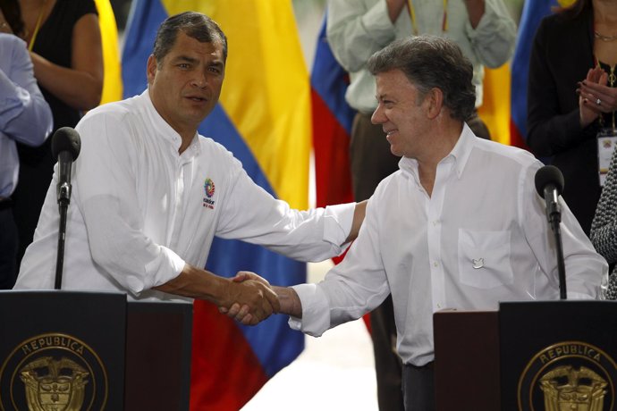 Rafael Correa y Juan Manuel Santos