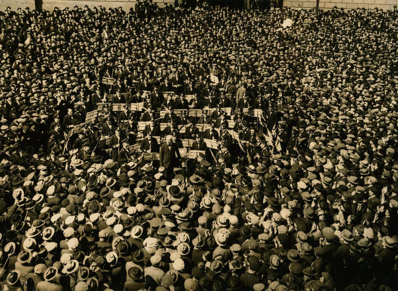 Richard Strauss dirige la Banda Municipal de Barcelona en 1925 