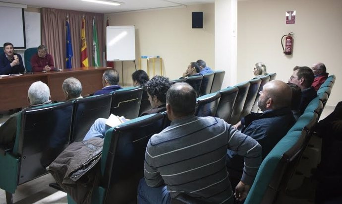 Reunión de la plataforma de regadíos en el Condado.