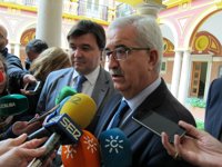 Jiménez Barrios ve "imposible" acuerdo con el PP y se remite al Comité Federal del PSOE