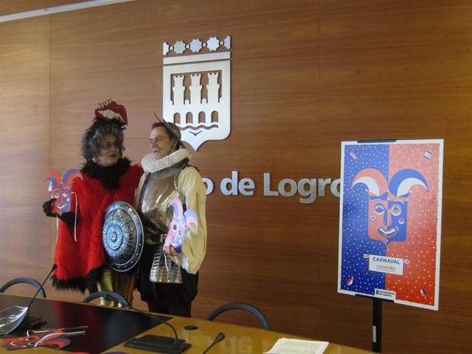 Sáinz y Nalda presentan disfrazados el Carnaval 2016