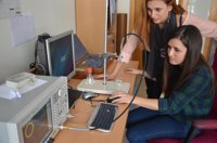 Ondas eléctricas miden la composición de zumos y aumentan su calidad