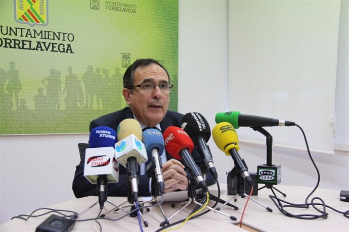 El alcalde de Torrelavega