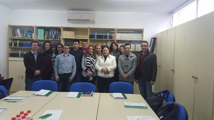 Ruiz y Cascales (centro) durante su visita a Peñarroya
