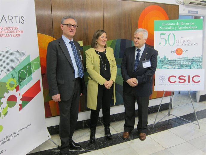 Milagros Marcos en la asamblea general de Vitartis en Salamanca.