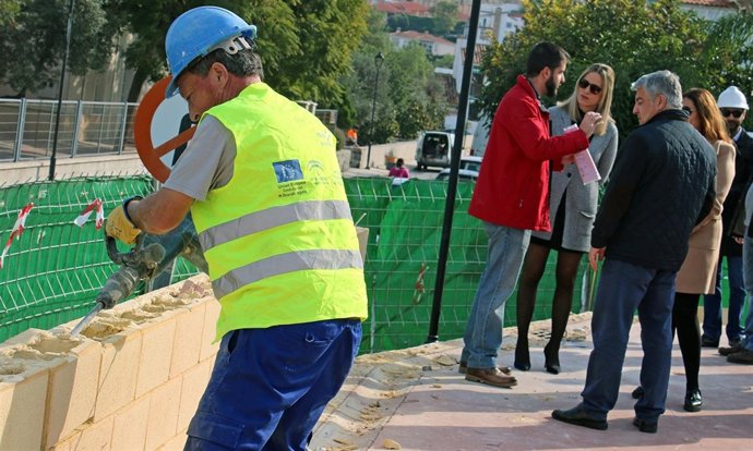 Obras de la Junta en el CEIP Clara Campoamor de Alhaurín de la Torre