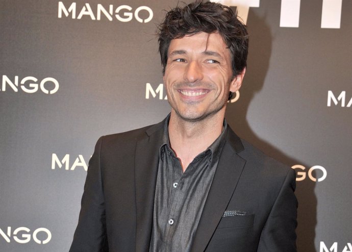 ANDRES VELENCOSO EN MANGO