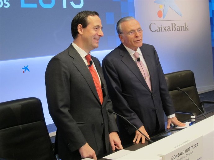 El c.Delegado de CaixaBank Gonzalo Gortázar y el pte. Isidre Fainé