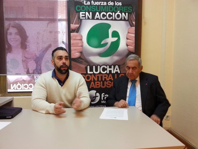 Rubén Sánchez y Daniel Rubio (Facua) en rueda de prensa