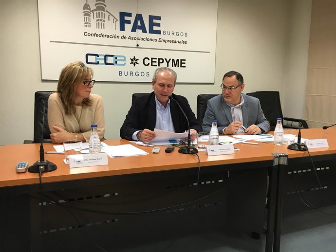 De izquierda a derecha, Molero, San Millán y Llarena. 