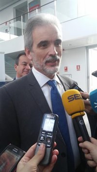 Los hospitales de Loja y Alcalá la Real abrirán en la primera parte de 2016