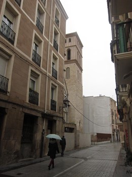 Imagen de la zona de la futura actuación con la torre de San Bartolomé