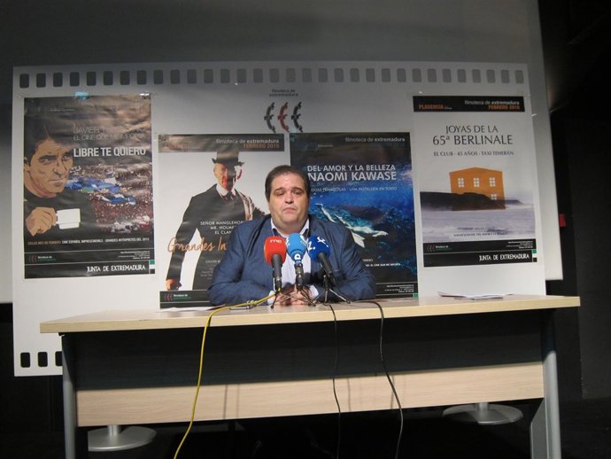 David Garrido presenta la programación de la Filmoteca de Extremadura en febrero